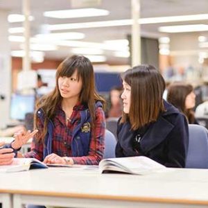 international-students-studying international-students-studying